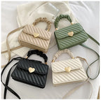 Love Metal Chain Shoulder Handbag for Women