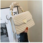 Love Metal Chain Shoulder Handbag for Women